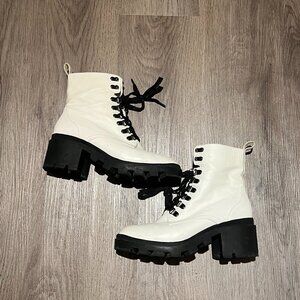BP Taylor Lea Boots - White